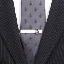 Load image into Gallery viewer, Star Wars Mandalorian Mythosaur Tie Bar