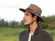 Load image into Gallery viewer, Saggy Wool Felt