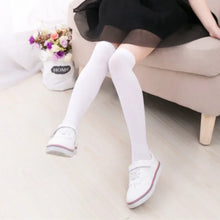 Load image into Gallery viewer, Kids' Velvet Stripe Socks