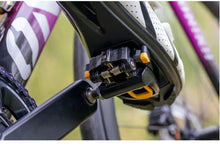 Load image into Gallery viewer, ONIRII PD-06 Carbon Lock Pedals: Elevate Your Cycling Experience!