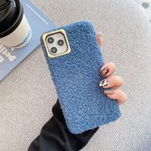 Load image into Gallery viewer, Fashion Lady Gift Case For Iphone Xs Max Xr X 11 Pro Max Se Furry Fluffy Warm Cover For Iphone 6 7 8 Plus Soft Phone Case Flexible Silicon Soft Fluffy Furry Shockproof Protective Phone Case For Iphone