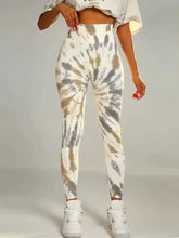 Load image into Gallery viewer, 🧘♀️ Tie-Dye Seamless High-Waist Scrunch Butt Leggings