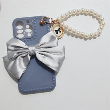 Load image into Gallery viewer, Cute Luxury Fashion 3d Bow Pearl Bracelet Girl Soft Case For iPhone 11 12 13 Pro Max 7 8 Plus Xr X Xs Se Anti-drop Cover Pearl Chain Bow Phone Case Ideal for iPhone Elegant Phone Case