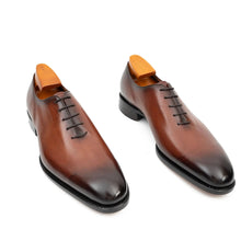 Load image into Gallery viewer, Seamless Goodyear men is Oxford dress shoes