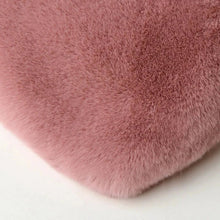 Load image into Gallery viewer, Fashion Women's Heart Shaped Handbags Cute Faux Fur Crossbody Bags Lady Soft Plush Chain Shoulder Bag Shopper Totes