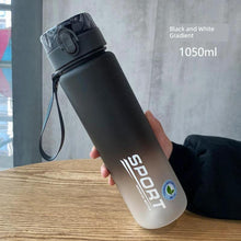 Load image into Gallery viewer, Casino Frosted Sports Water Bottle Plastic Portable Bottle With Lid For Men And Women