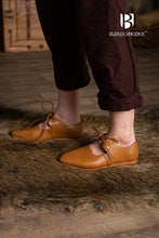 Load image into Gallery viewer, Medieval Women Shoes Katelyn