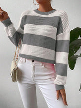 Load image into Gallery viewer, Stylish Two-Tone Loose Fit Pullover Sweater | NCS