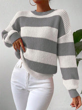 Load image into Gallery viewer, Stylish Two-Tone Loose Fit Pullover Sweater | NCS