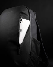 Load image into Gallery viewer, The Commuter - Stealth