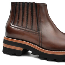 Load image into Gallery viewer, Thick - soled Chelsea Boots Brown