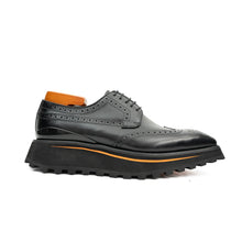 Load image into Gallery viewer, Thick-soled calfskin formal brogue derby shoes Black