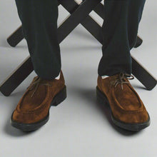 Load image into Gallery viewer, Men's Chestnut Suede Tuscan Moc Boot