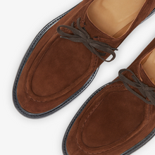 Load image into Gallery viewer, Men's Chestnut Suede Tuscan Moc Boot