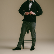 Load image into Gallery viewer, Men's Black Velvet Slipper II