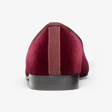 Load image into Gallery viewer, Men's Oxblood Velvet Slipper II