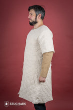 Load image into Gallery viewer, Short Sleeved Gambeson Natural