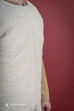 Load image into Gallery viewer, Short Sleeved Gambeson Natural