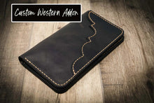 Load image into Gallery viewer, Badge Long Wallet - Black