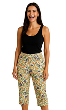 Load image into Gallery viewer, Women's Casual Botanical Bloom Capri Pants with Front Pockets and A Consealed Zipper