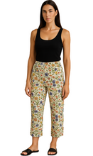 Load image into Gallery viewer, Women's Casual Botanical Bloom Capri Pants with Front Pockets and A Consealed Zipper