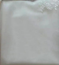 Load image into Gallery viewer, Princess Bride Mermaid Wedding Dress - White Trailing Backless Lace Gown
