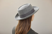 Load image into Gallery viewer, Vintage Bow British Retro Flat Top Hat for Women
