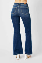 Load image into Gallery viewer, Judy Blue Full Size Hw Angled Side Seam Detail Flare Jeans