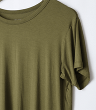 Load image into Gallery viewer, Bamboo Aerotech T-Shirt - Dark Plum