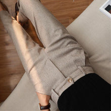 Load image into Gallery viewer, Women's Solid Color Wool-Like Tapered Trousers | Classic Ankle-Length Pants