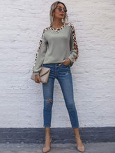 Load image into Gallery viewer, Leopard Panel Waffle Knit V Neck Sweater
