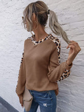 Load image into Gallery viewer, Leopard Panel Waffle Knit V Neck Sweater