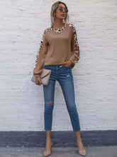 Load image into Gallery viewer, Leopard Panel Waffle Knit V Neck Sweater