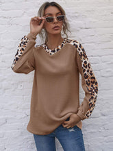 Load image into Gallery viewer, Leopard Panel Waffle Knit V Neck Sweater