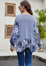 Load image into Gallery viewer, Two Tone Paisley Print Sweater