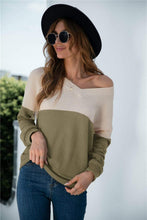 Load image into Gallery viewer, Two Tone Lux Sweater