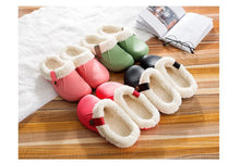 Load image into Gallery viewer, Autumn Winter New Lightweight Home Men's Slippers Non-Slip Warm And Waterproof Plush Cotton Slippers Classic Fur Lined Clog Waterproof Winter House Comfortable Indoor Slippers