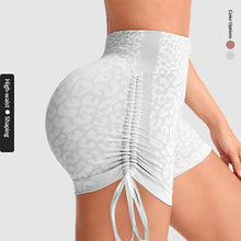 Load image into Gallery viewer, Seamless Peach-Butt High-Waist Yoga Pants – 3/4 Length Fitness Leggings for Women