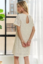 Load image into Gallery viewer, Applique Round Neck Short Sleeve Shift Dress – Timeless & Elegant Round Neck Shift Dress with Sophisticated Applique Detailing for Versatile Day-to-Night Wear