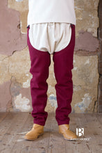 Load image into Gallery viewer, Wool Chausses Bernulf Red