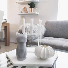 Load image into Gallery viewer, Black Cat Candle Cat Skeleton Candle Unveil Skeleton When Burning Cool And Unique Gifts For Animal Lovers Cat Gifts Cat Lovers Gift Pet Candle Handmade Candle Craft Candle With skeleton Christmas New Year Decoration Gift