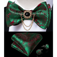 Load image into Gallery viewer, Business Elegant Gold Black Pattern Elegant Wedding Silk Bowtie Men Butterfly Fashion Bow Ties Pocket Square Classic Business Tuxedo Wedding Bowties Handkerchief Set
