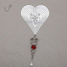 Load image into Gallery viewer, Butterfly Wind Spinner Hanging With Gazing Ball Spiral Tail 3D Metal Rotating Outdoor Stainless Steel Butterfly Metal Wind Chime Christmas Pendant Hanging Spiral Wind-chimes Garden Yard Home Decor