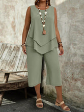 Load image into Gallery viewer, Casual Solid-Colored Sleeveless Top And Cropped Pants Two-Piece Set