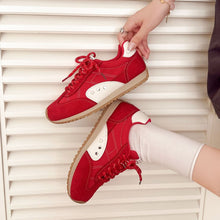 Load image into Gallery viewer, Women's Platform Lace-Up Sneakers | German Trainer Style Height-Increasing Casual Shoes | EU 36–40