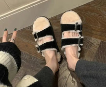 Load image into Gallery viewer, Warm Comfortable Slippers - # GIAA73610007