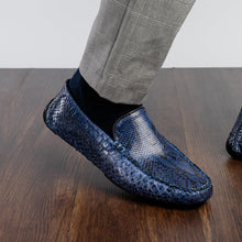 Load image into Gallery viewer, Capri Blue Jeans