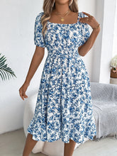 Load image into Gallery viewer, Ruffled Hem Floral Puff Sleeve Dress
