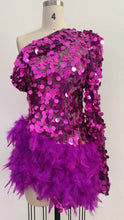 Load image into Gallery viewer, Purple Sequined Feather Skirt One-shoulder Sleeve Short Dress Luxury Party Stage Performance Dress
