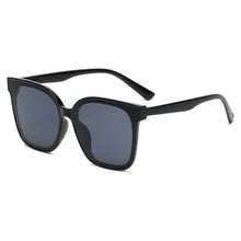 Load image into Gallery viewer, Retro INS Style Sunglasses – Simple Everyday Fashion Shades
